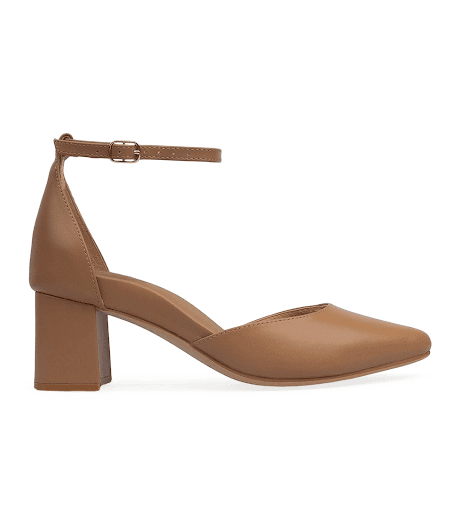 Brown shoes with block heel