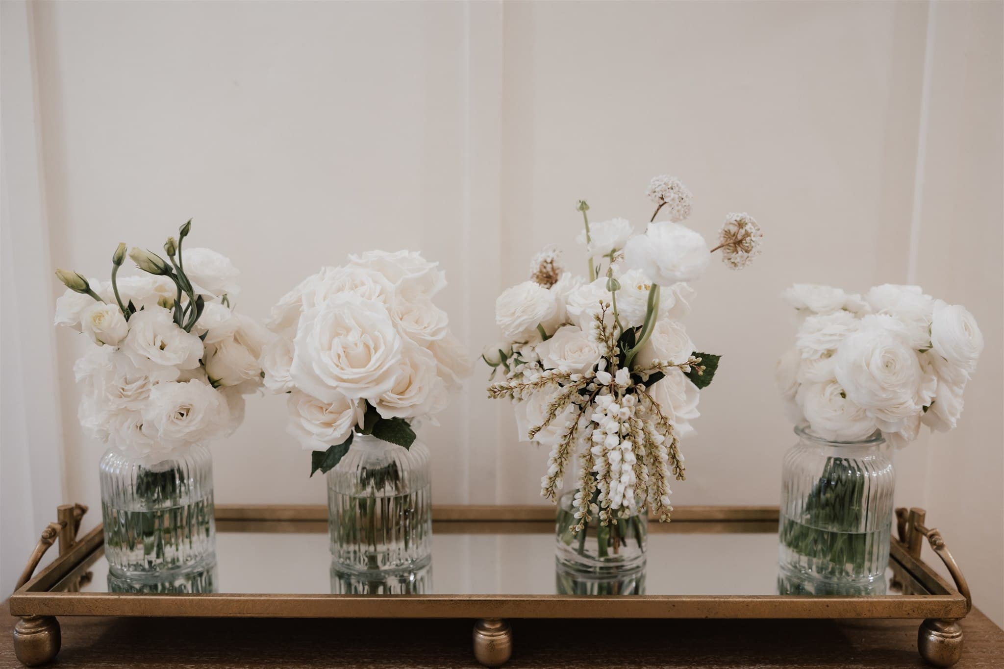 White bouquets in vase