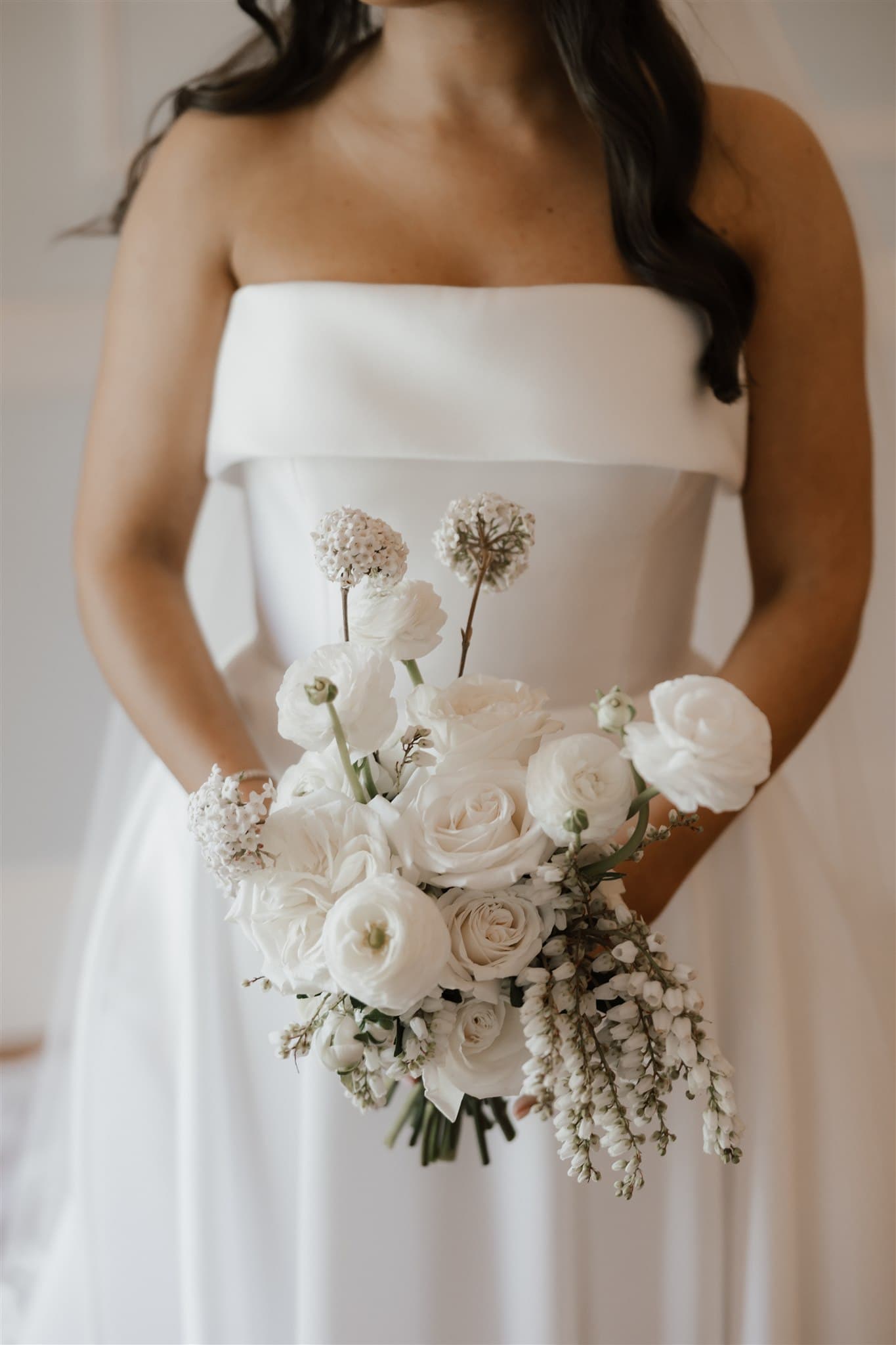Bride holding bouquet