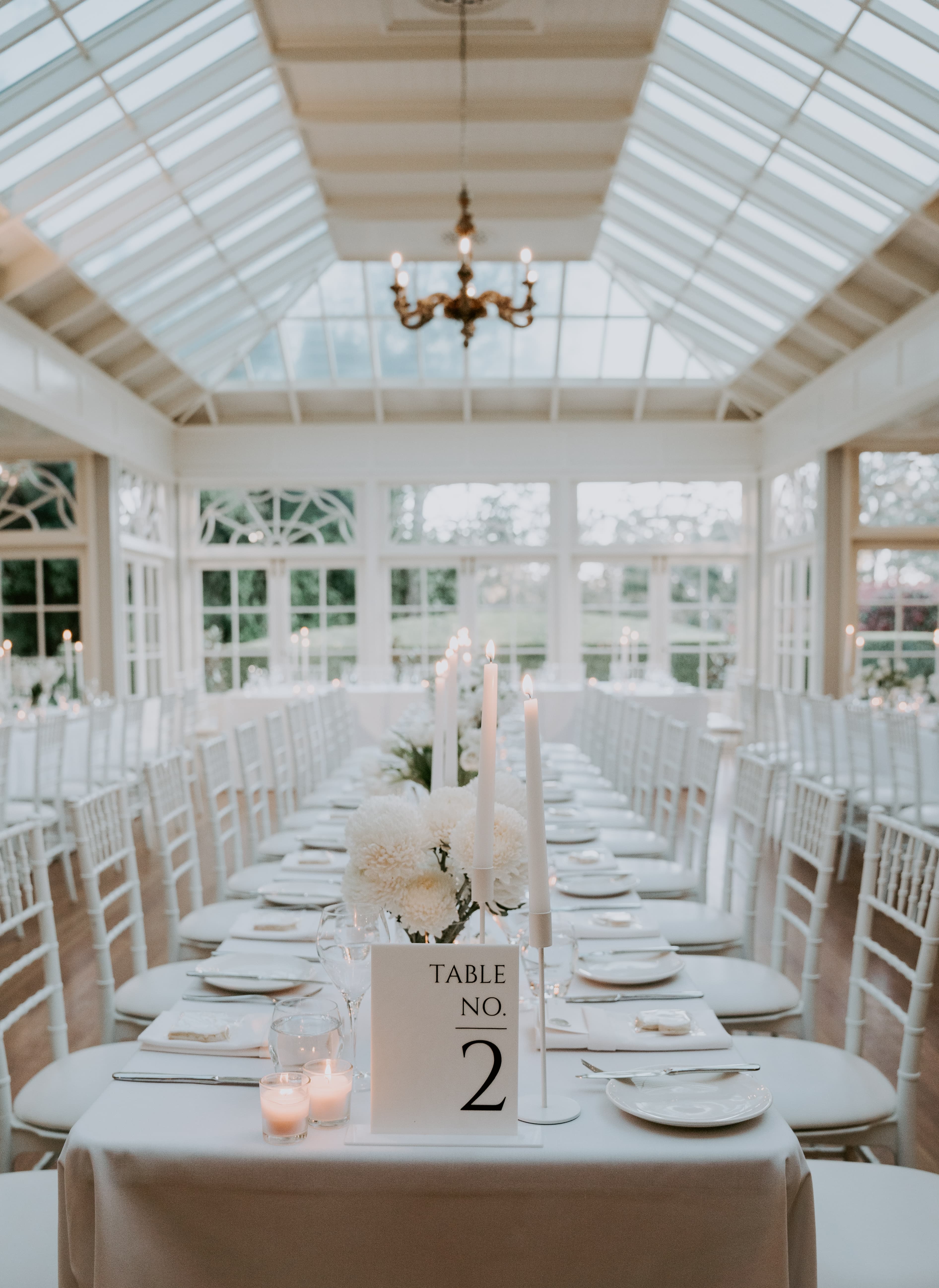 Wedding reception with white flowers